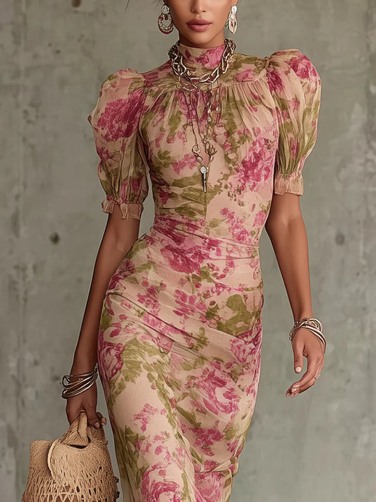 Abito lungo con stampa vintage di rose e maniche a sbuffo