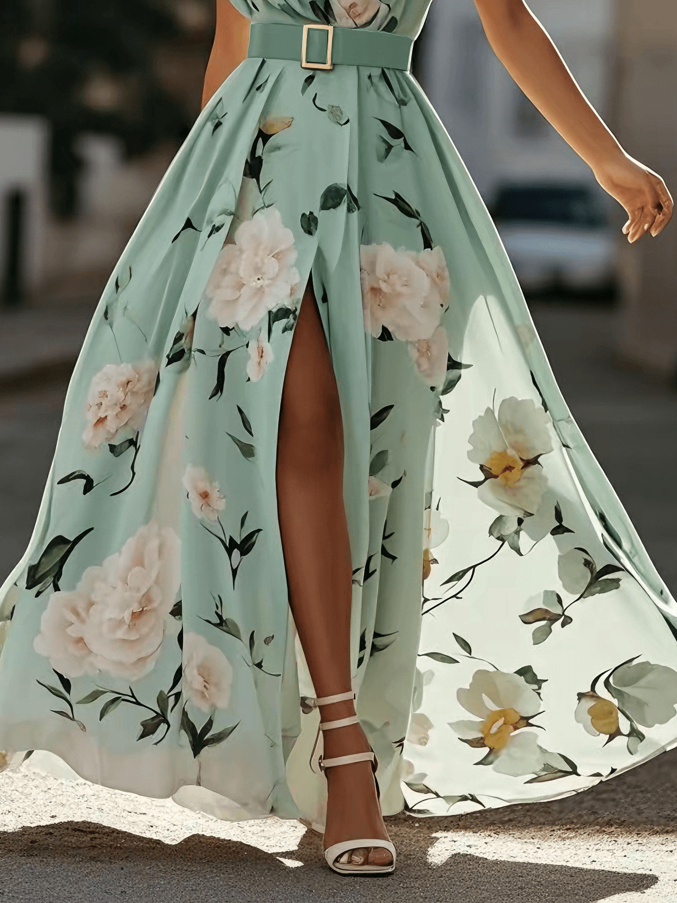 Vestito lungo monospalla floreale verde chiaro