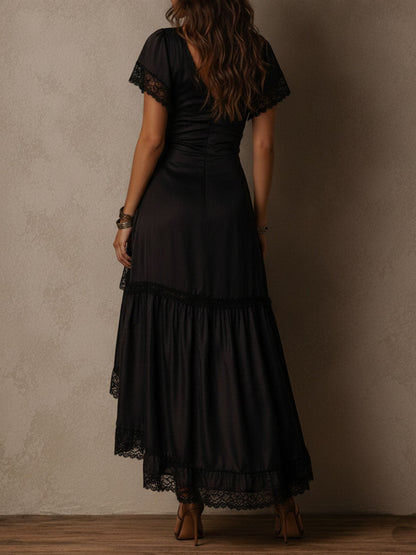 Vestito lungo incrociato in pizzo nero Boho chic