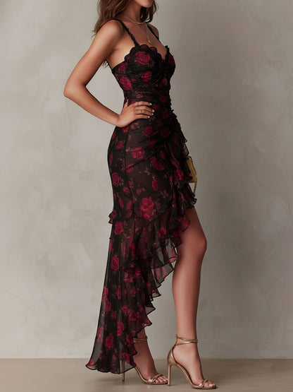 Vestito Boho Chic Nero e Rosso con Fiori, Arricciature e Dettagli in Pizzo