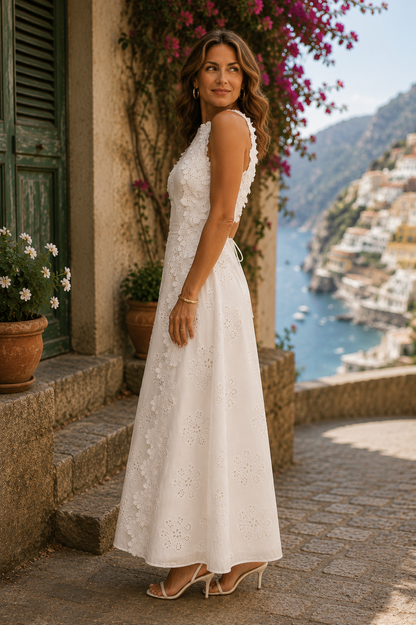 Elegante Vestido Blanco Maxi Bordado