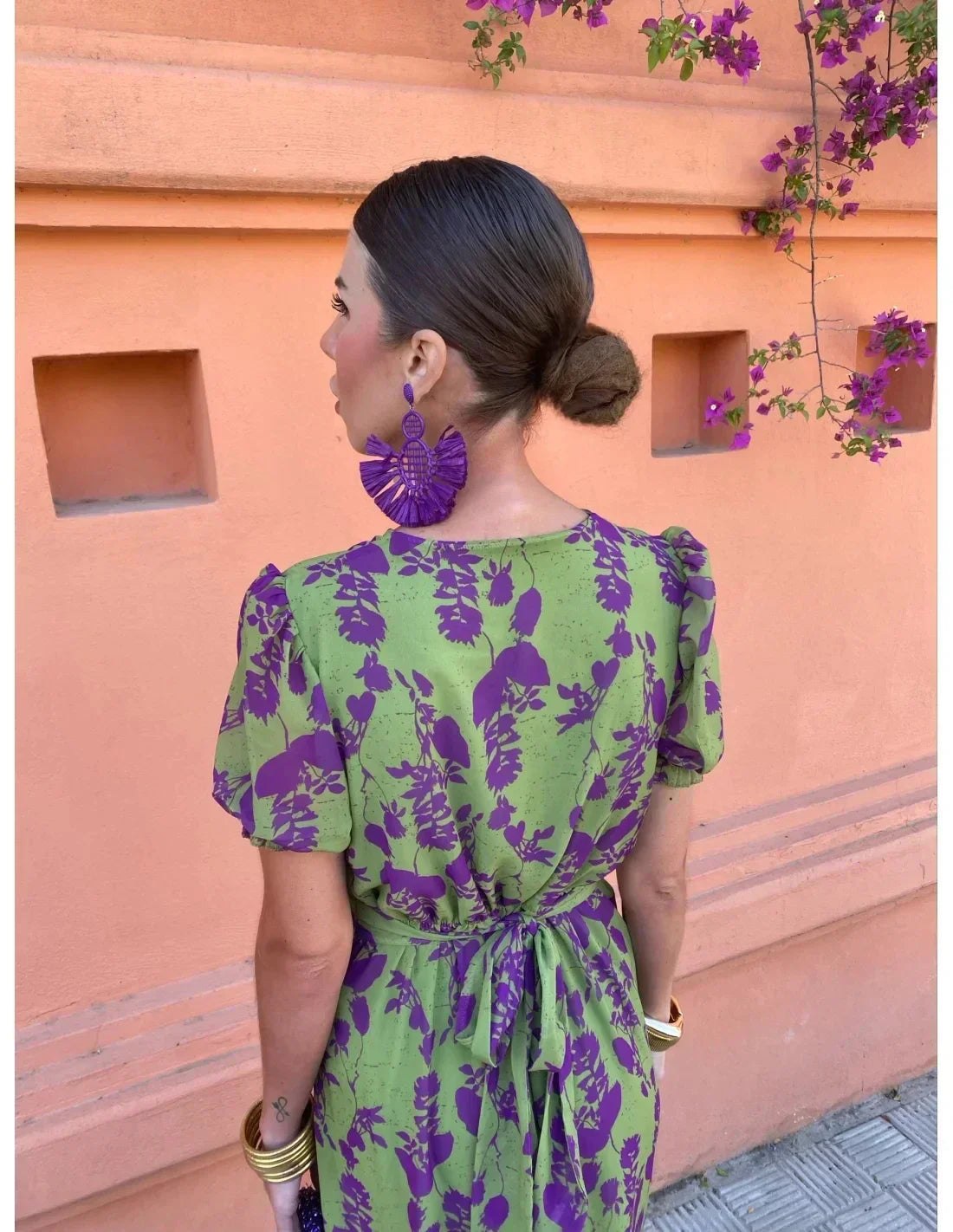 Abito Boho Plissettato Floreale con Scollo a V
