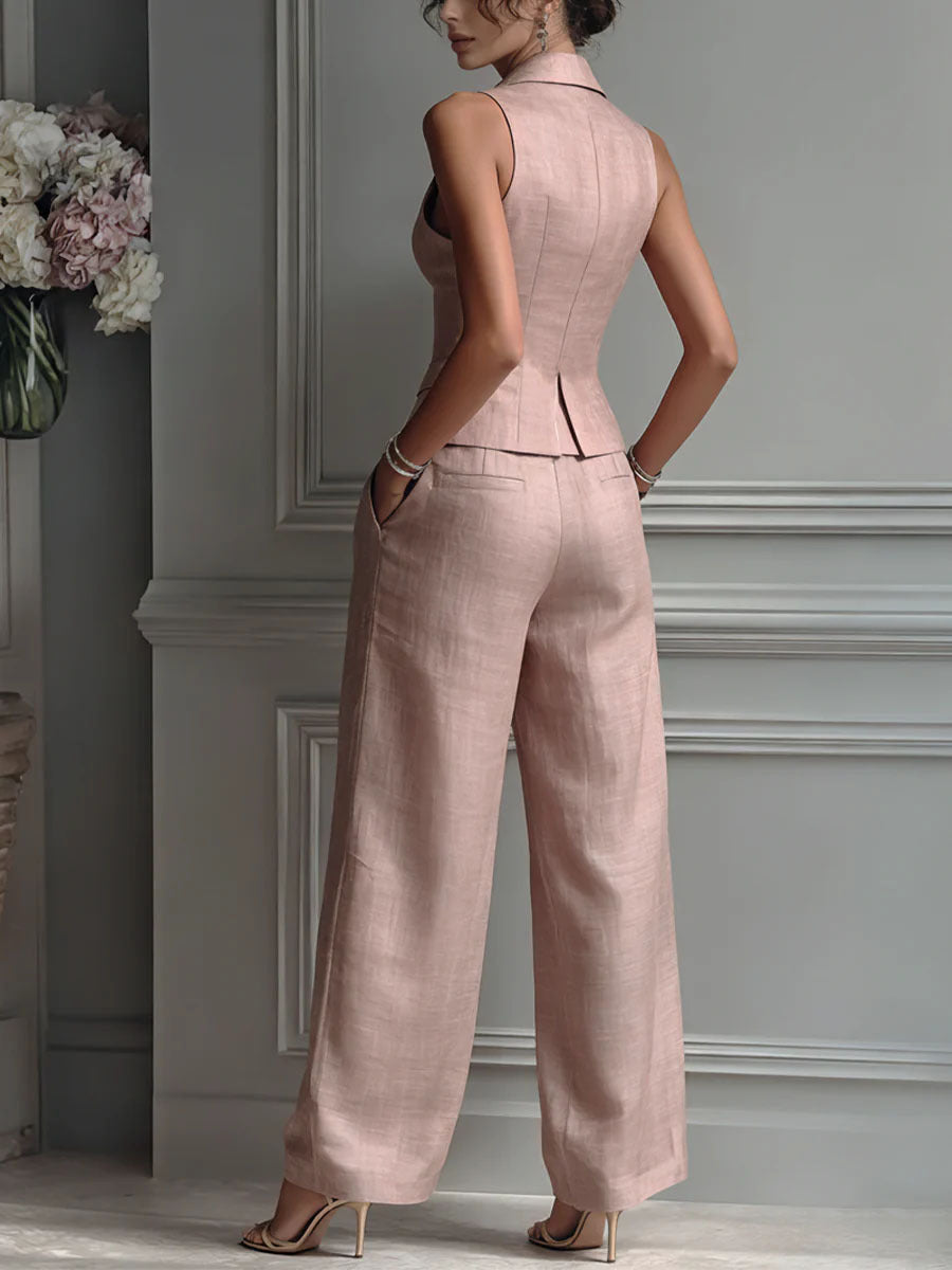 Completo da donna due pezzi con scollo a V e bottoni
