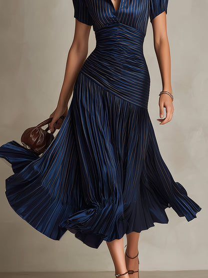 Vestido Midi Bodycon de Satén Plisado a Rayas Retro